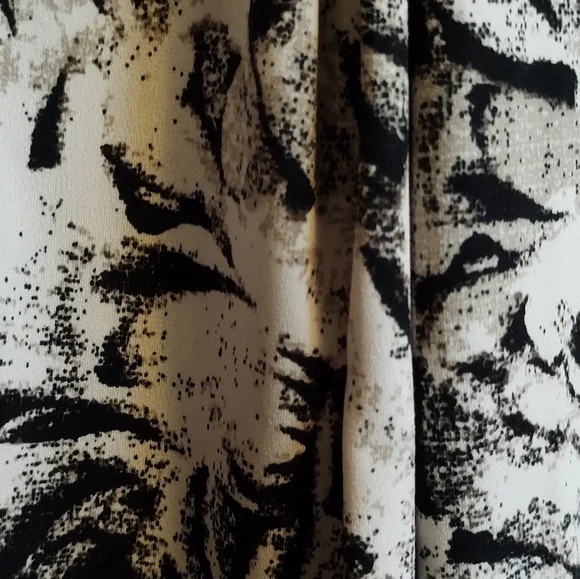 Daisy Fuentes blouse. Women's L. - Picture 4 of 7